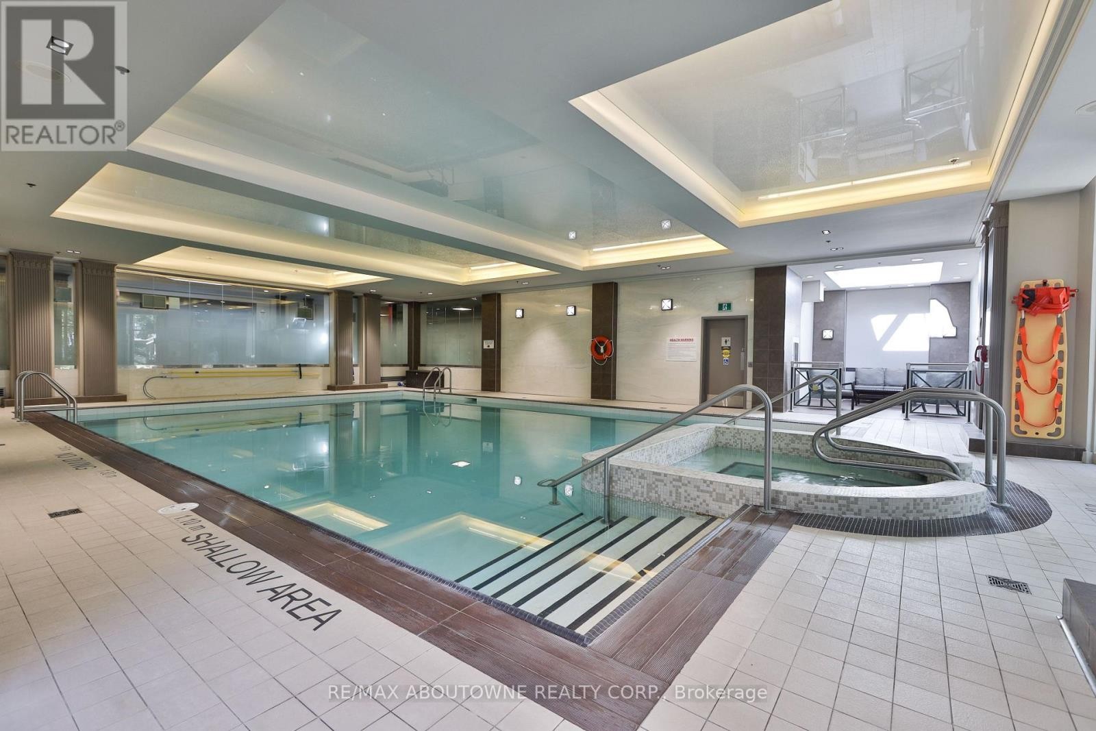 












301 - 2287 LAKE SHORE ROAD W

,
Toronto (Mimico),




Ontario
M8V3Y1

