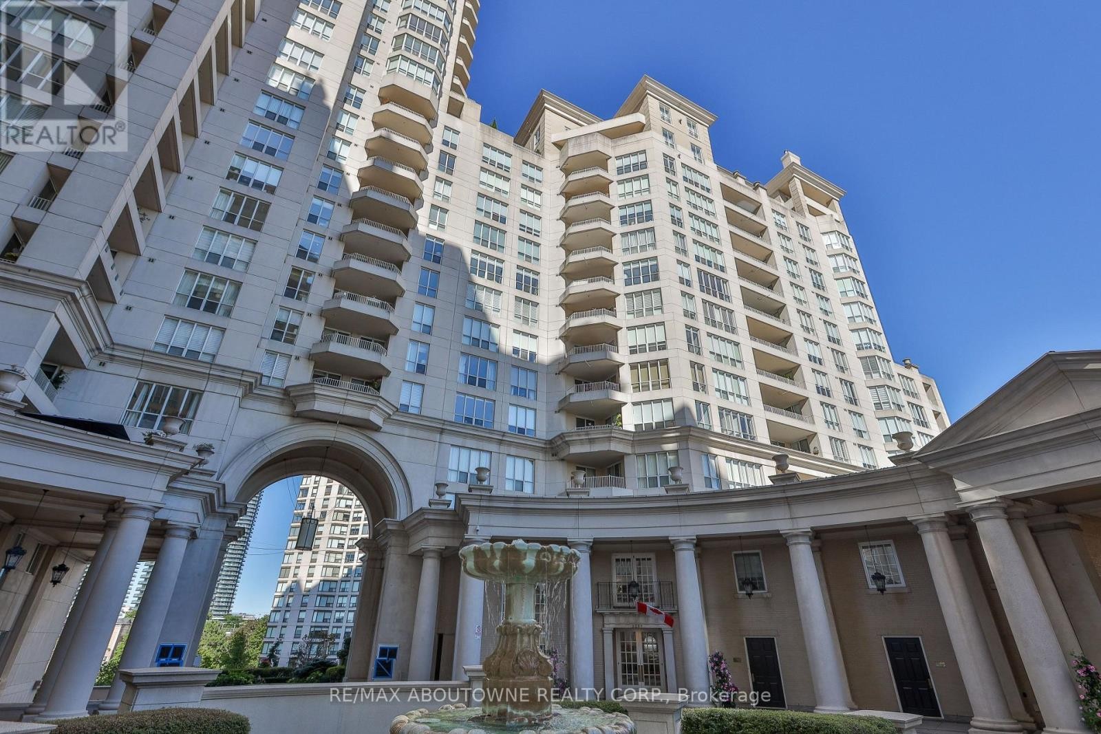 












301 - 2287 LAKE SHORE ROAD W

,
Toronto (Mimico),




Ontario
M8V3Y1

