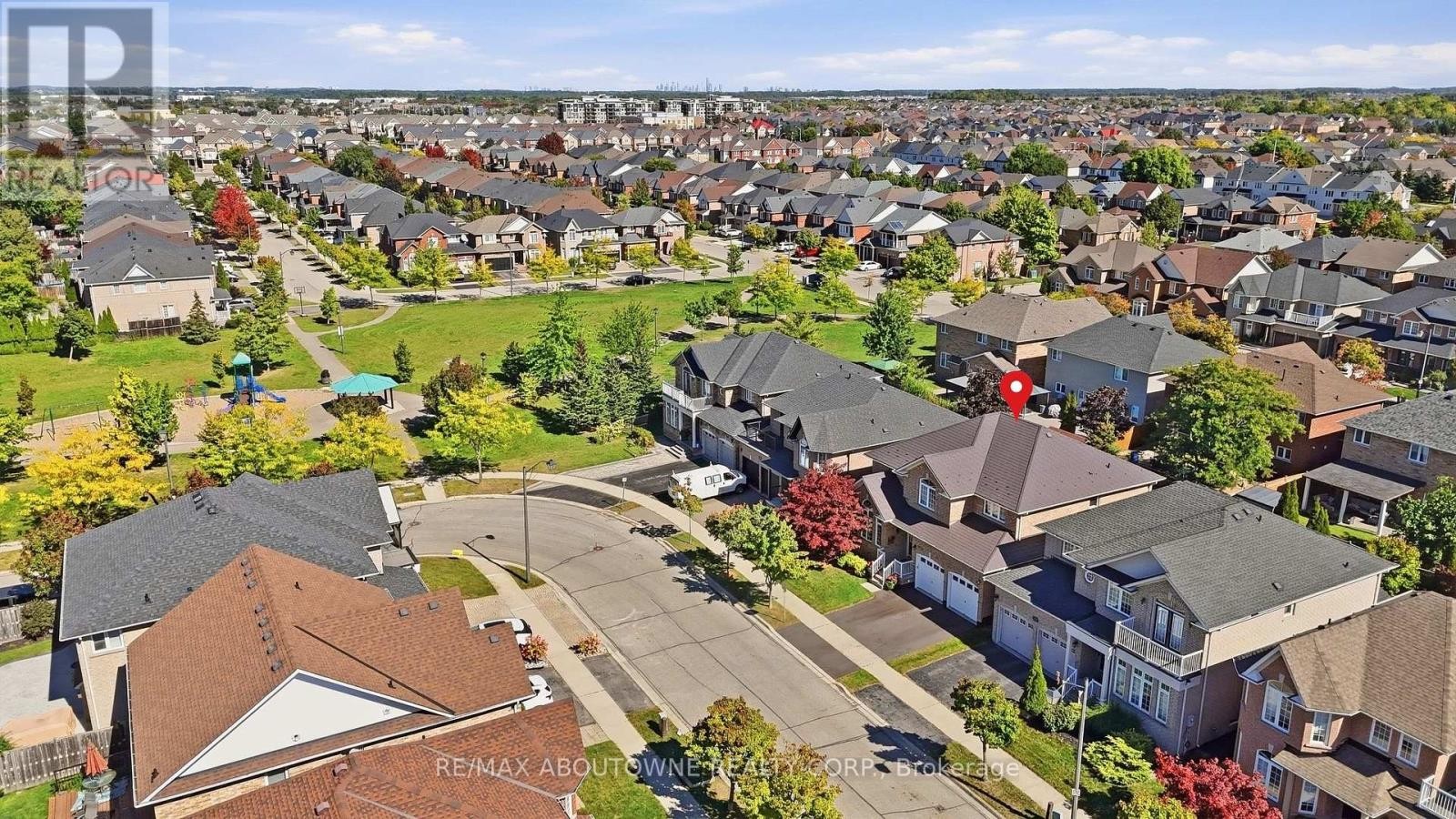 












1094 GORHAM WAY

,
Milton (CL Clarke),




Ontario
L9T6N7

