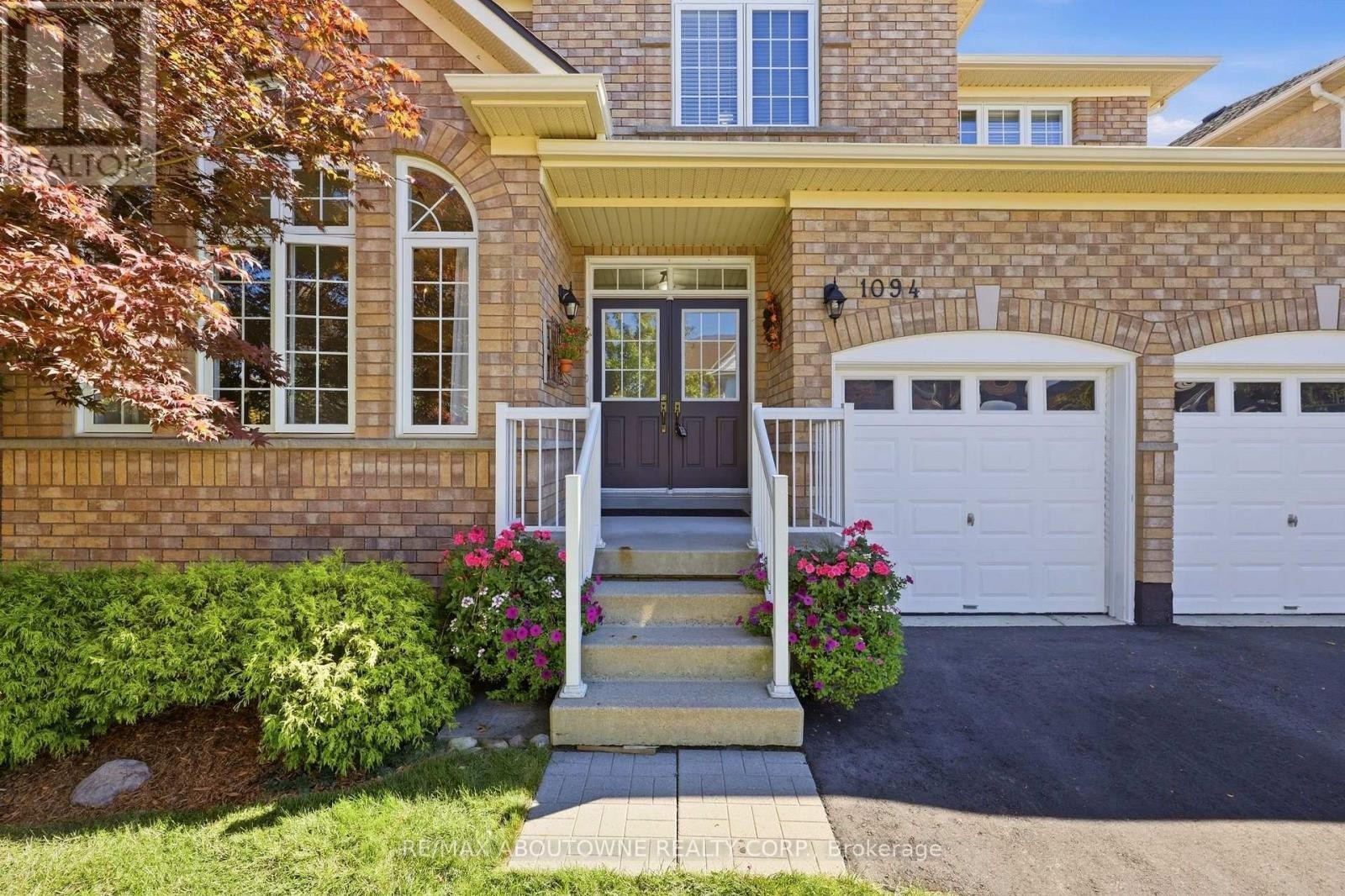 












1094 GORHAM WAY

,
Milton (CL Clarke),




Ontario
L9T6N7

