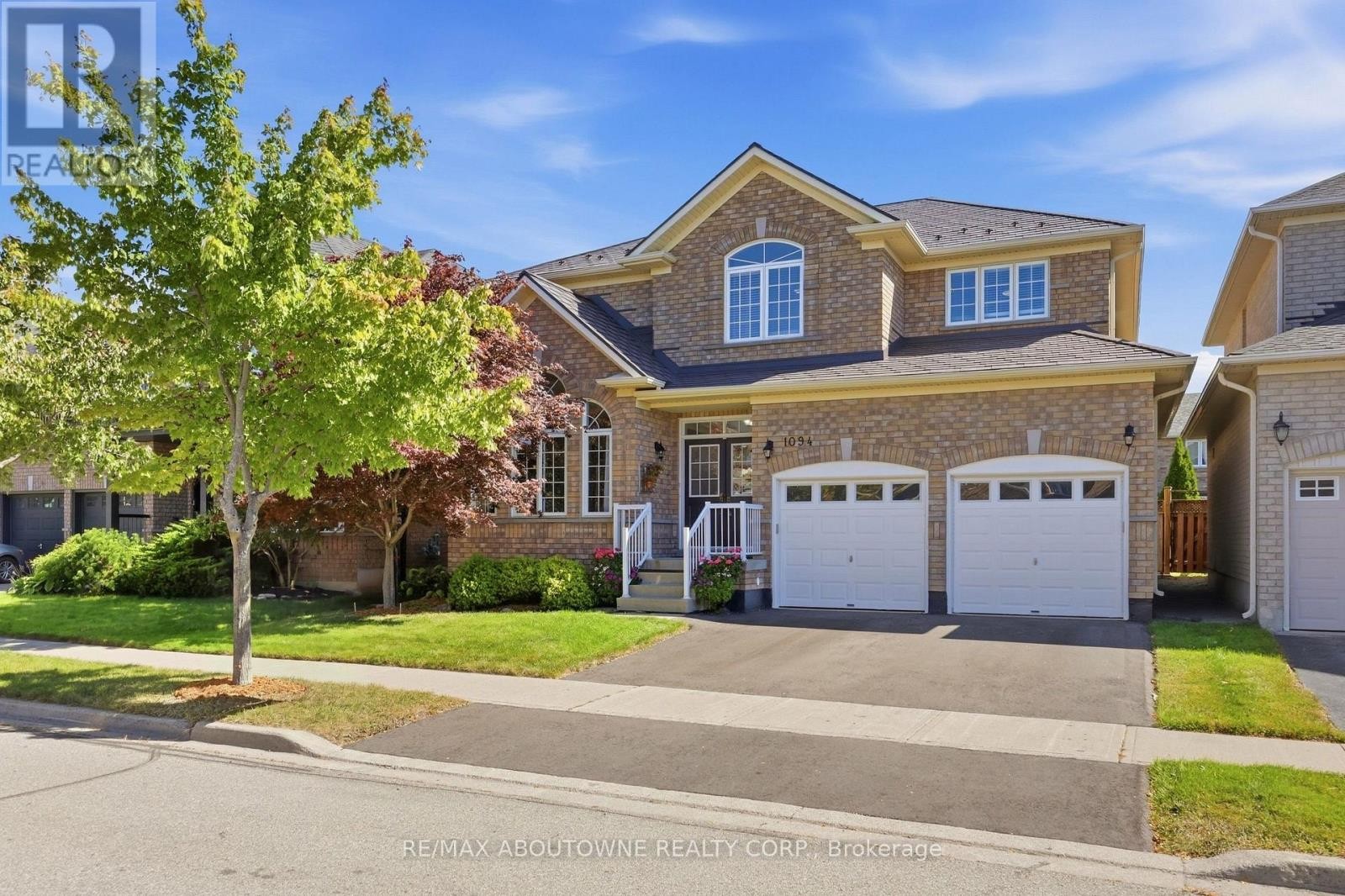 












1094 GORHAM WAY

,
Milton (CL Clarke),




Ontario
L9T6N7

