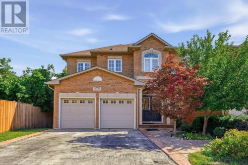 Welcome to 2381 Grand Oak Trail!