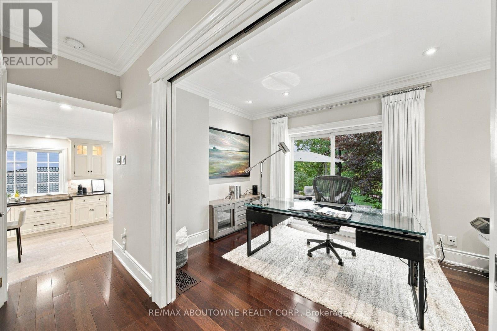 












426 TRAFALGAR ROAD

,
Oakville (OO Old Oakville),




Ontario
L6J3H7

