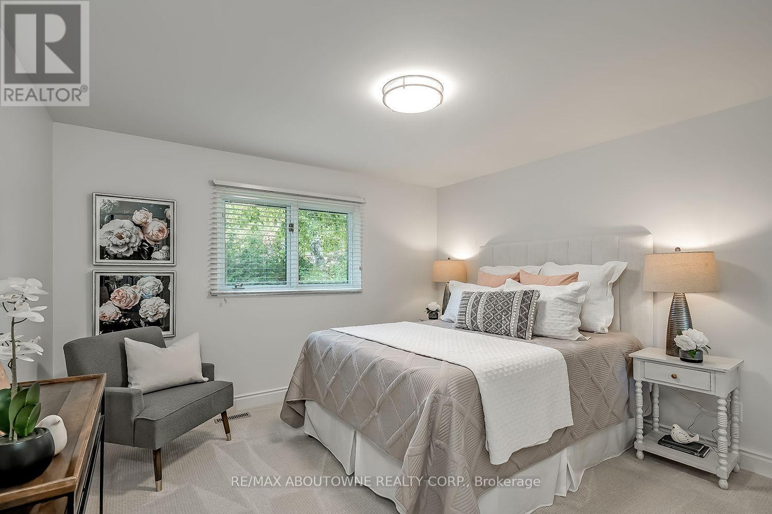 












173 ARICHAT ROAD

,
Oakville (FD Ford),




Ontario
L6J5N5

