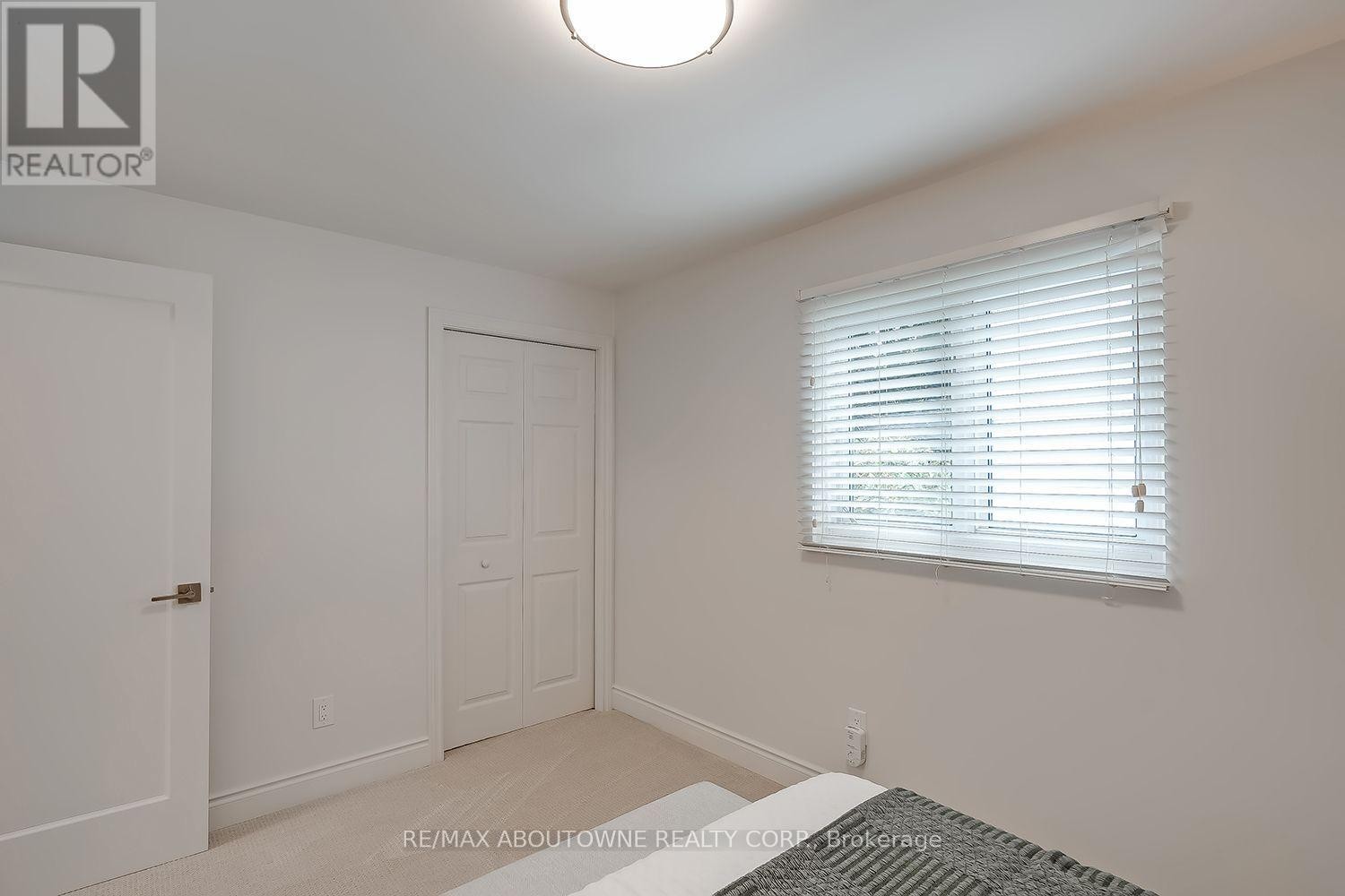 












173 ARICHAT ROAD

,
Oakville (FD Ford),




Ontario
L6J5N5

