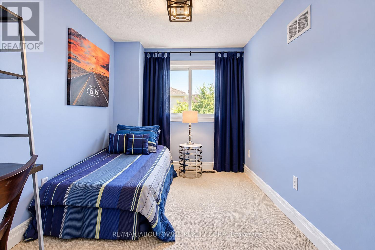 












3668 COLONIAL DRIVE

,
Mississauga (Erin Mills),




Ontario
L5L4N7

