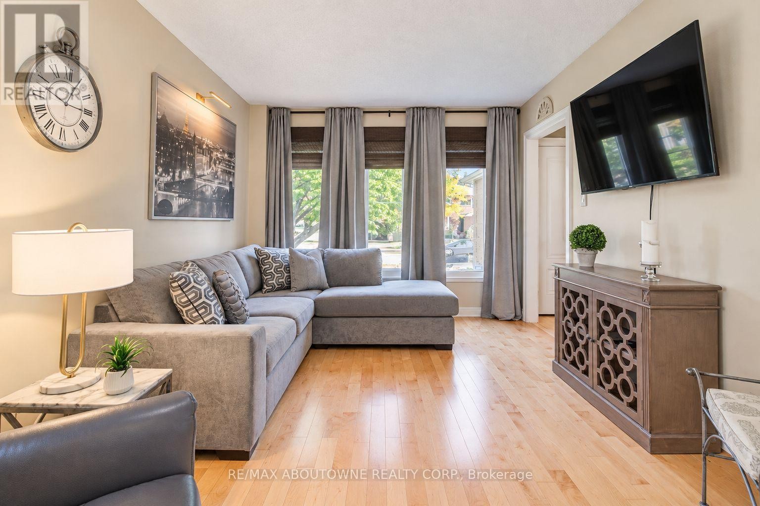 












3668 COLONIAL DRIVE

,
Mississauga (Erin Mills),




Ontario
L5L4N7

