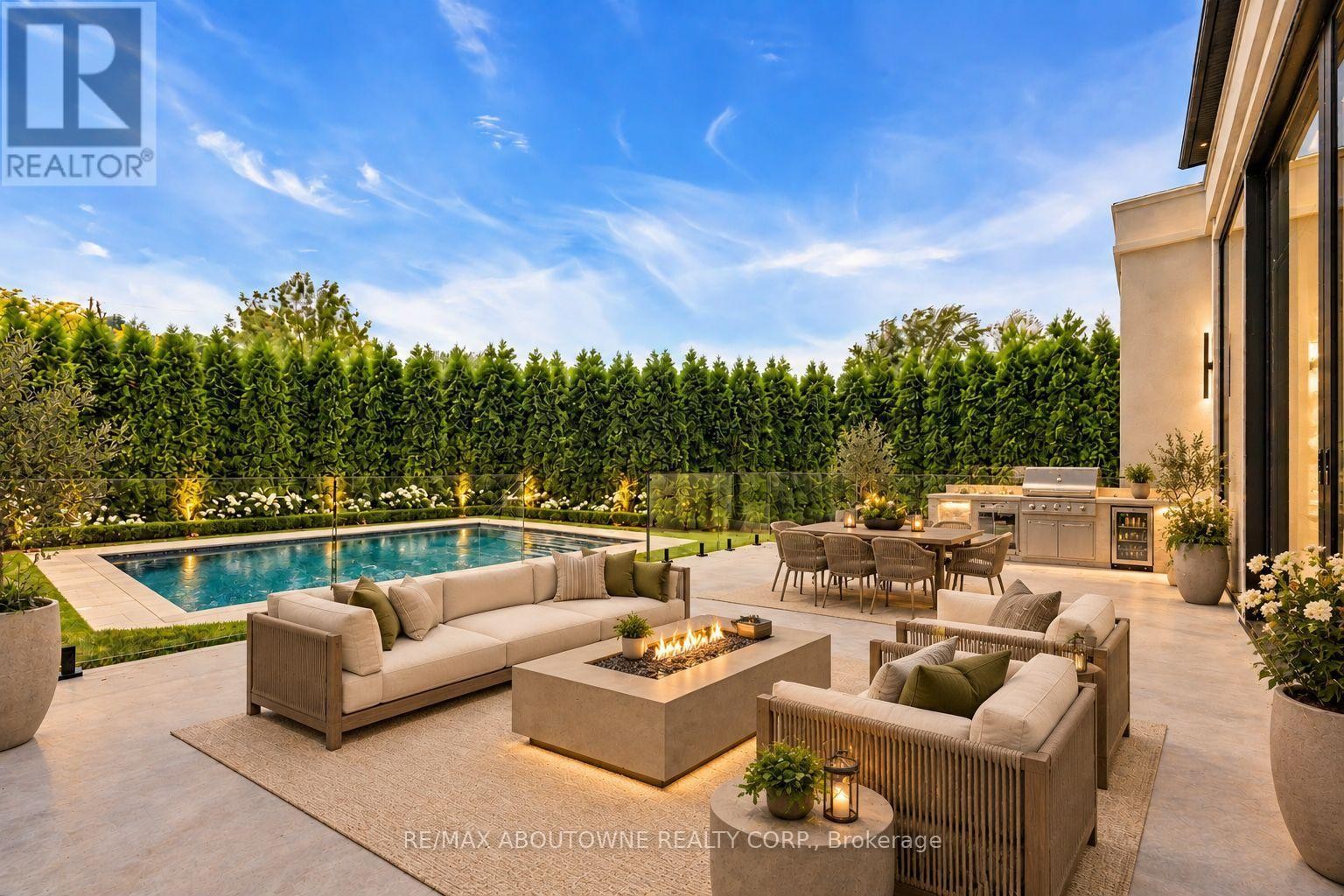 












146 THIRD LINE

,
Oakville (BR Bronte),




Ontario
L6L3Z8

