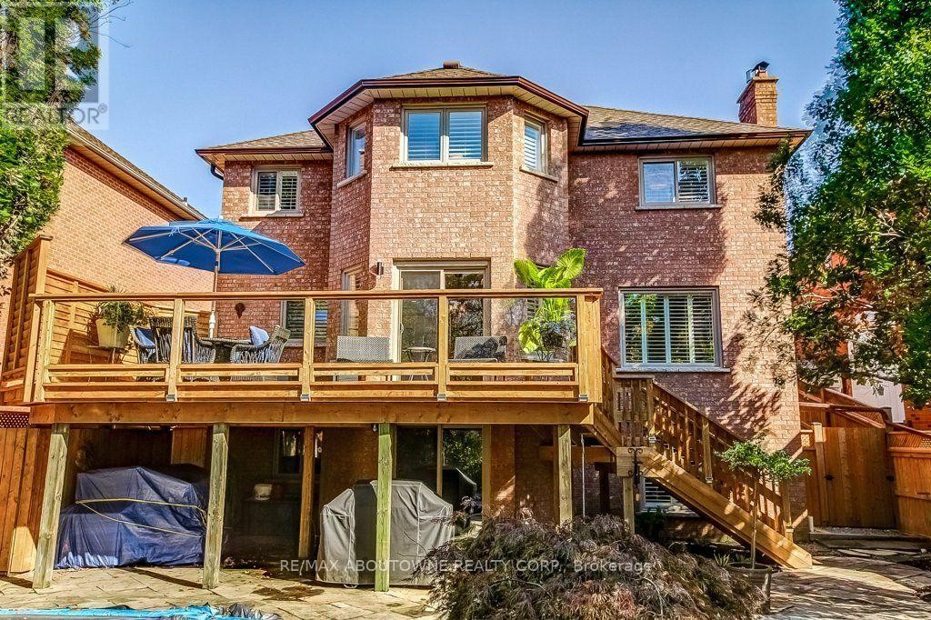 












2080 MCKERLIE CRESCENT

,
Burlington (Rose),




Ontario
L7M4E8

