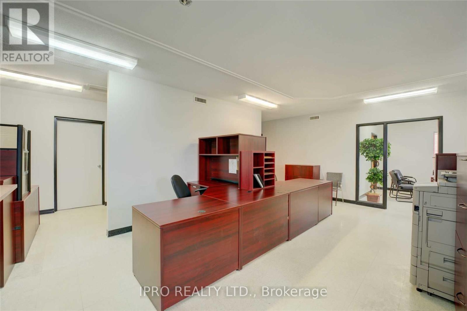 












258 PROSPECT STREET

,
Brant (South Dumfries),




Ontario
N0E1N0

