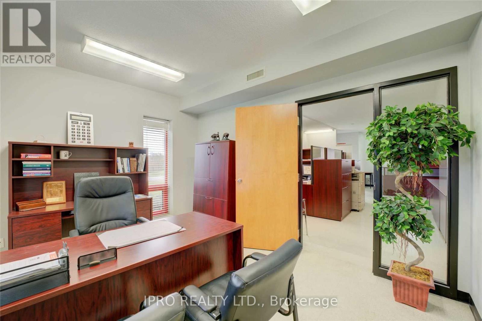 












258 PROSPECT STREET

,
Brant (South Dumfries),




Ontario
N0E1N0

