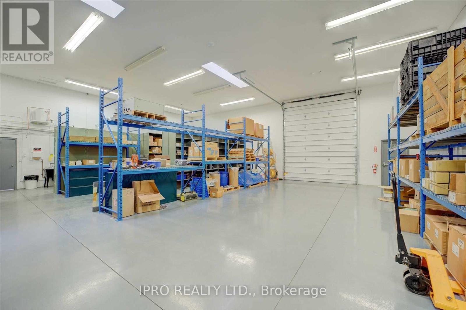 












258 PROSPECT STREET

,
Brant (South Dumfries),




Ontario
N0E1N0

