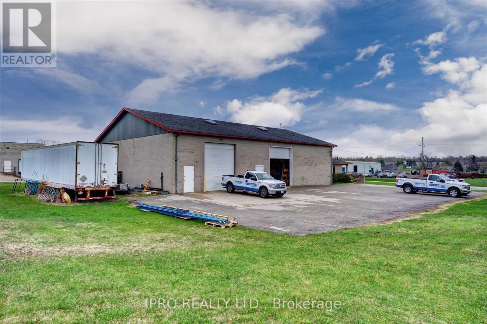












258 PROSPECT STREET

,
Brant (South Dumfries),




Ontario
N0E1N0

