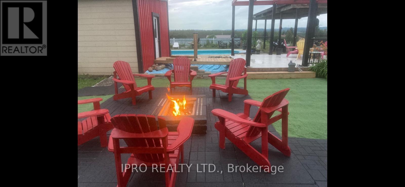 












487412 30TH SIDE ROAD

,
Mono,




Ontario
L0N1S0

