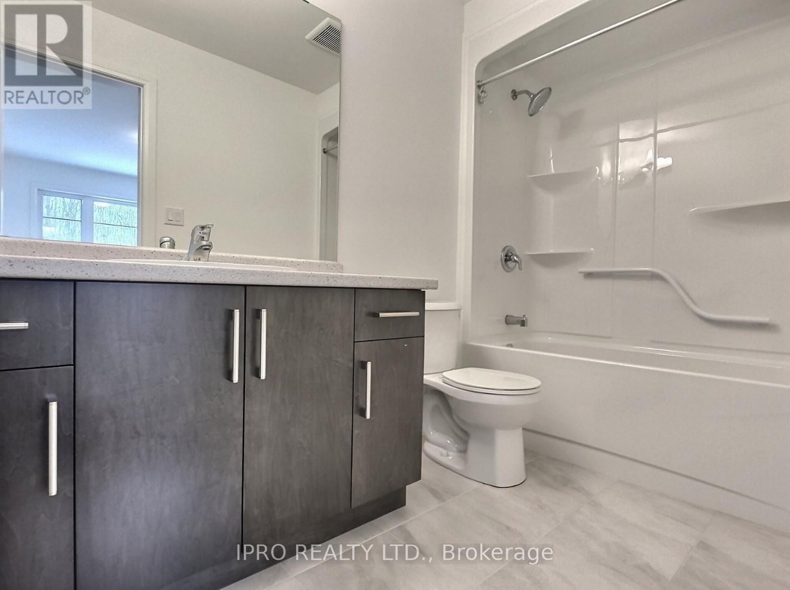 












96 WILLSON DRIVE

,
Thorold (562 - Hurricane/Merrittville),




Ontario
L2V0G7

