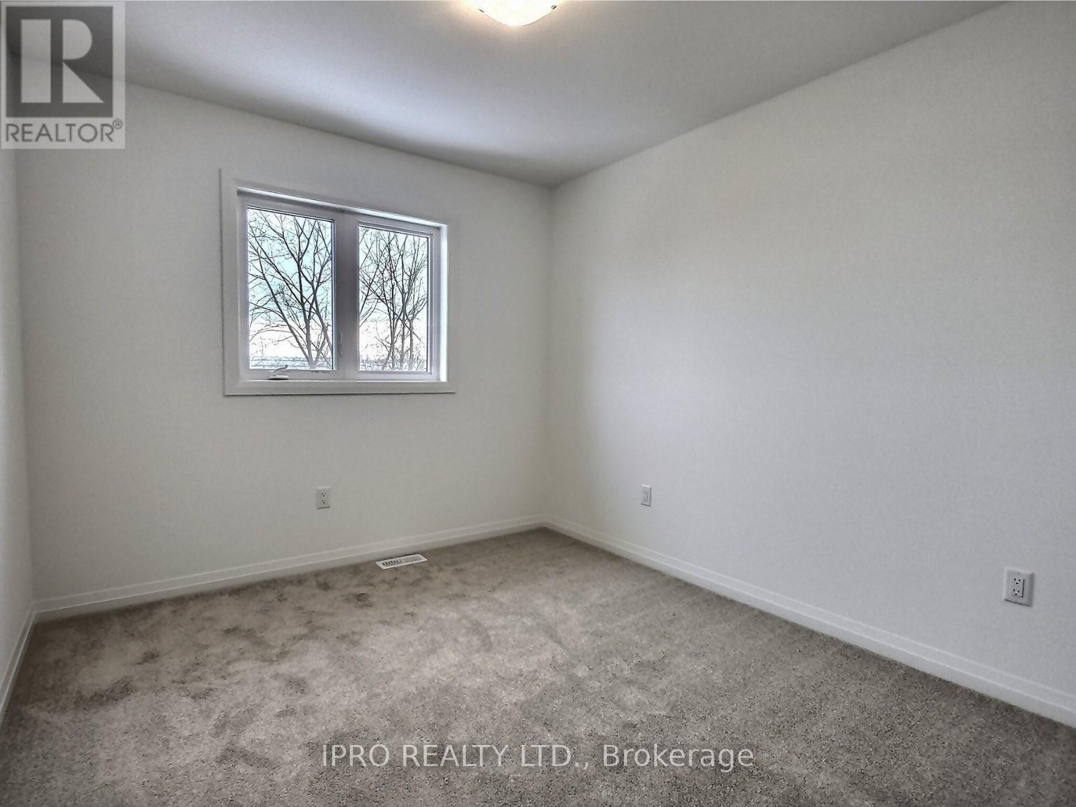 












96 WILLSON DRIVE

,
Thorold (562 - Hurricane/Merrittville),




Ontario
L2V0G7

