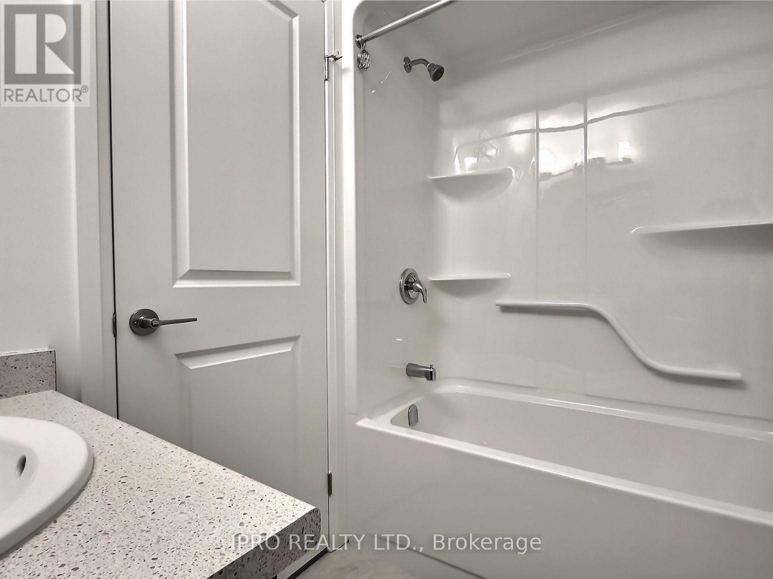 












96 WILLSON DRIVE

,
Thorold (562 - Hurricane/Merrittville),




Ontario
L2V0G7

