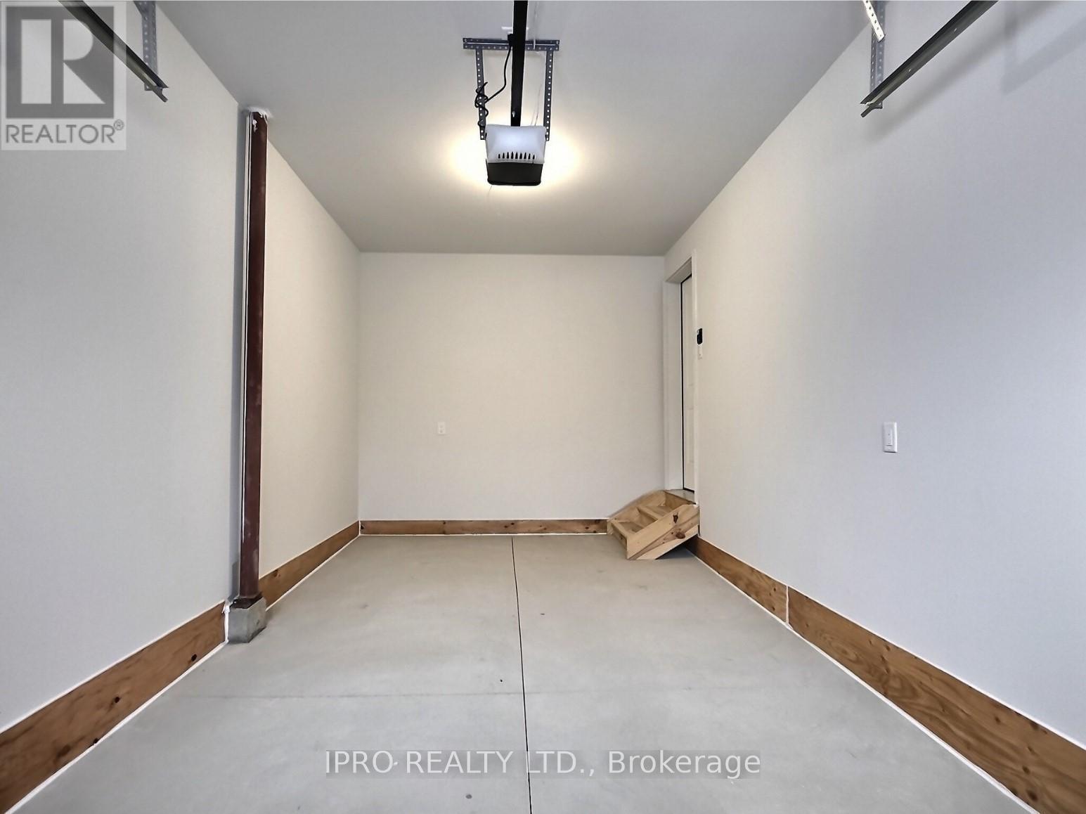 












96 WILLSON DRIVE

,
Thorold (562 - Hurricane/Merrittville),




Ontario
L2V0G7

