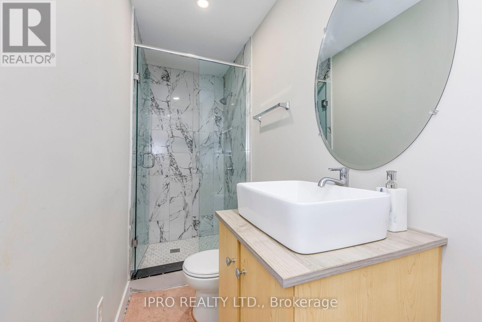 












3590 LAKESHORE ROAD

,
Lincoln (980 - Lincoln-Jordan/Vineland),




Ontario
L0R1B1

