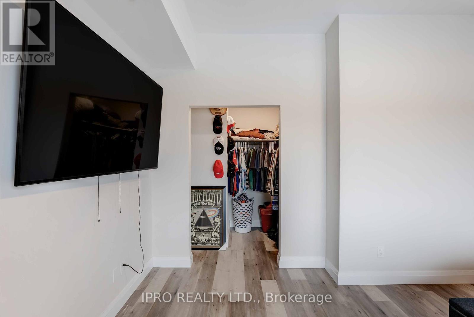 












4514 ONTARIO STREET

,
Lincoln (982 - Beamsville),




Ontario
L3J2J4

