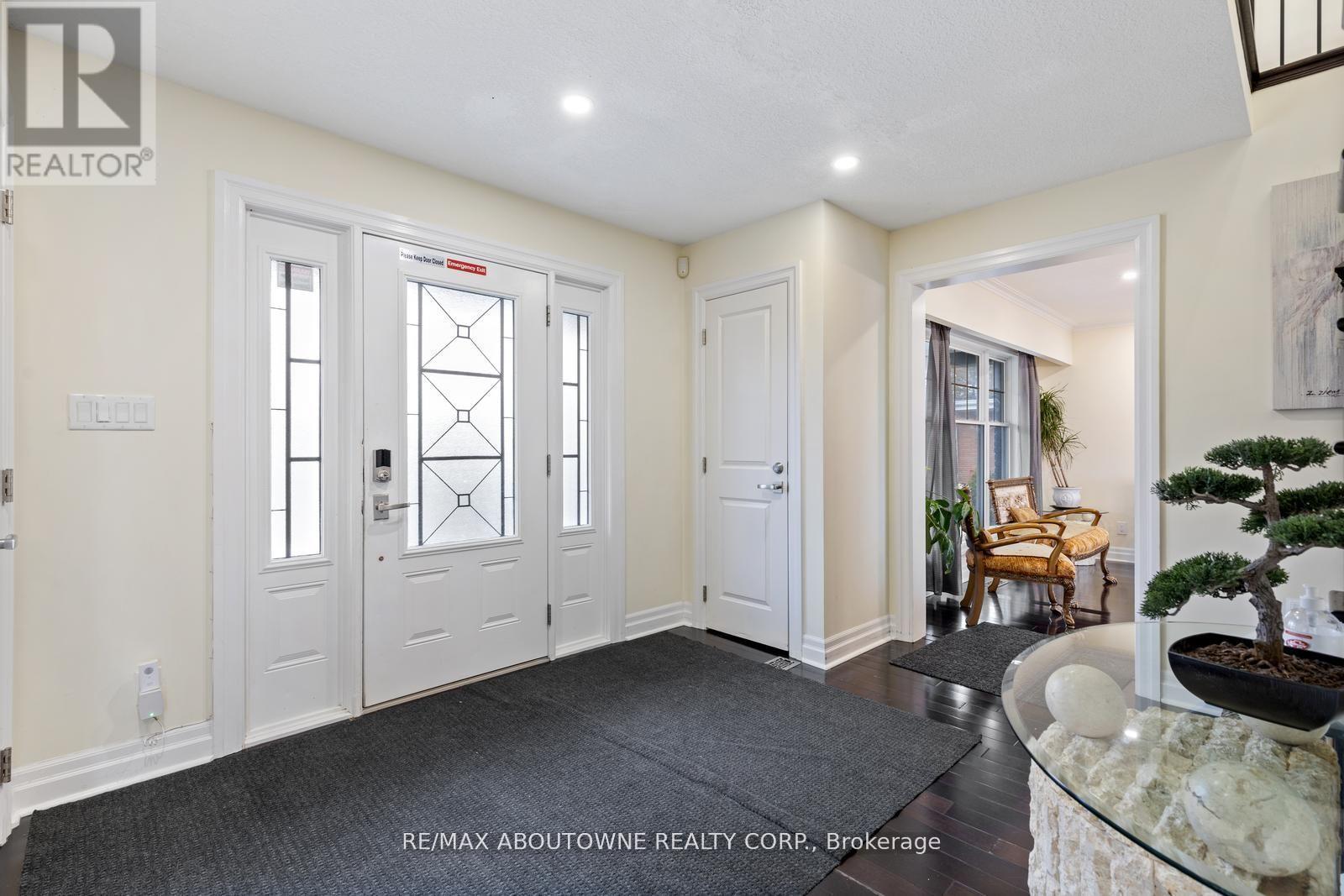 












1073 NORTH SERVICE ROAD

,
Hamilton (Stoney Creek),




Ontario
L8E5E1


