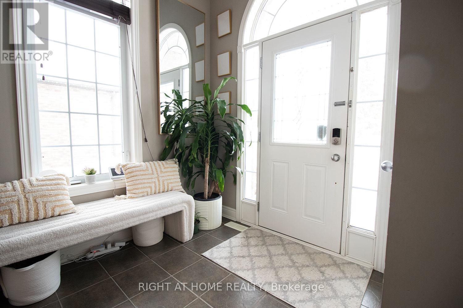 












279 SOUTH STREET E

,
West Grey,




Ontario
N0G1R0

