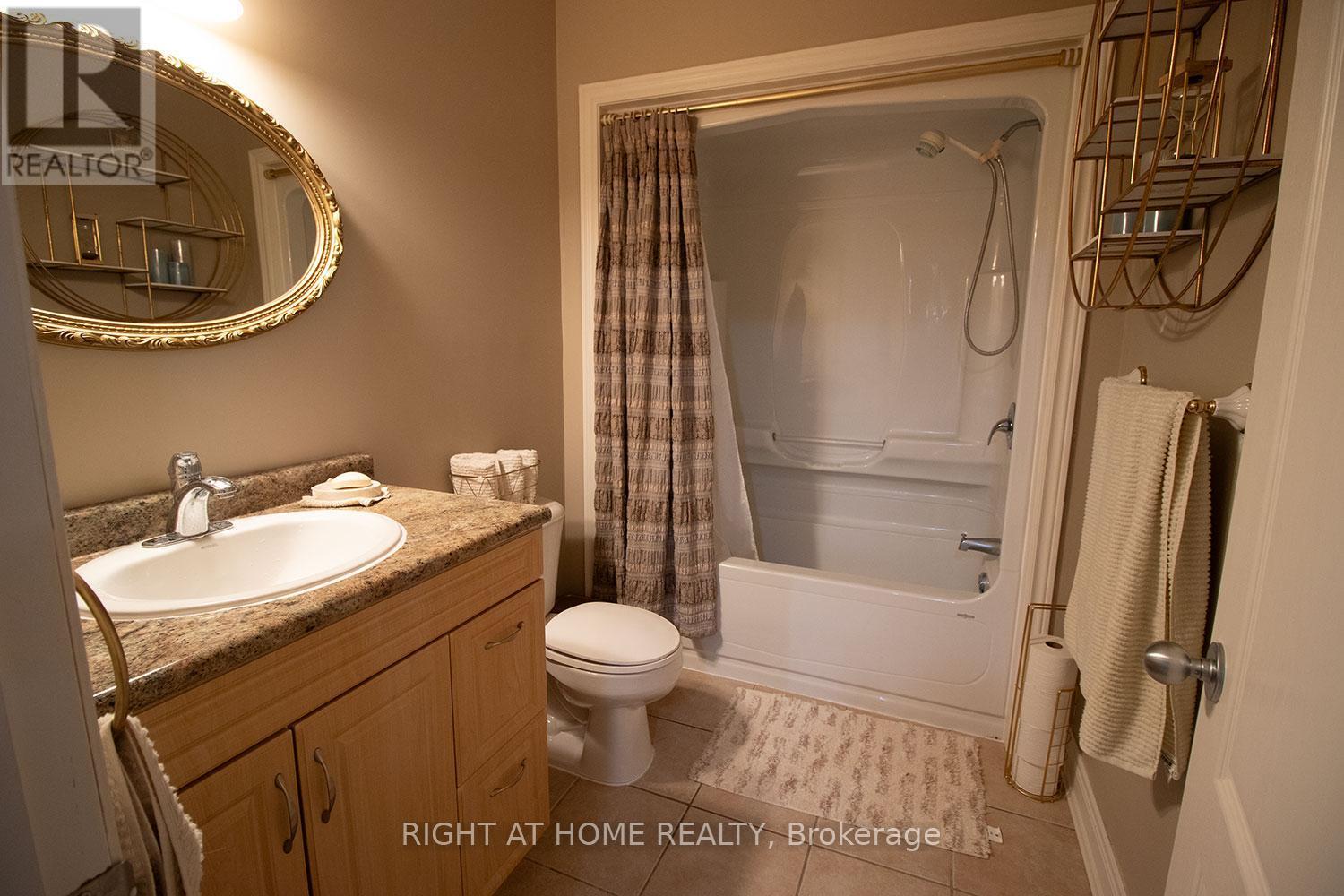 












279 SOUTH STREET E

,
West Grey,




Ontario
N0G1R0

