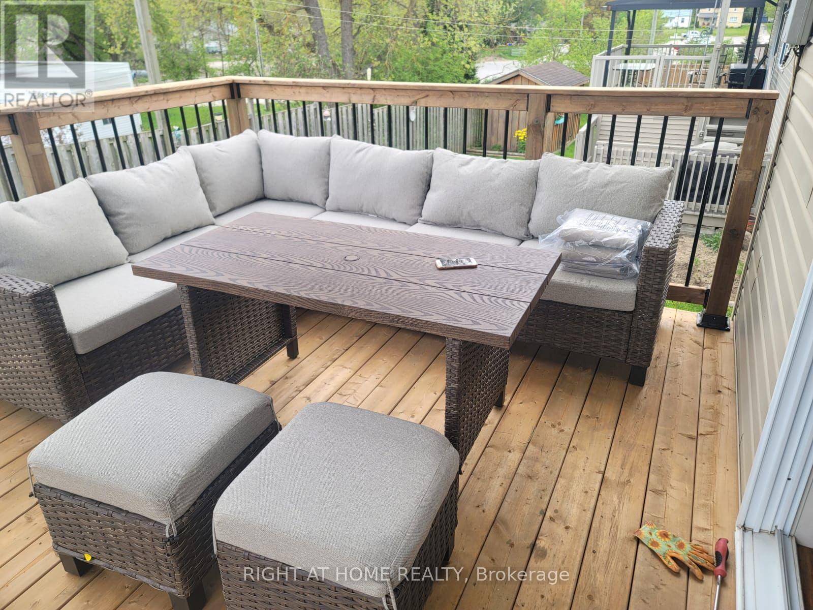 












279 SOUTH STREET E

,
West Grey,




Ontario
N0G1R0

