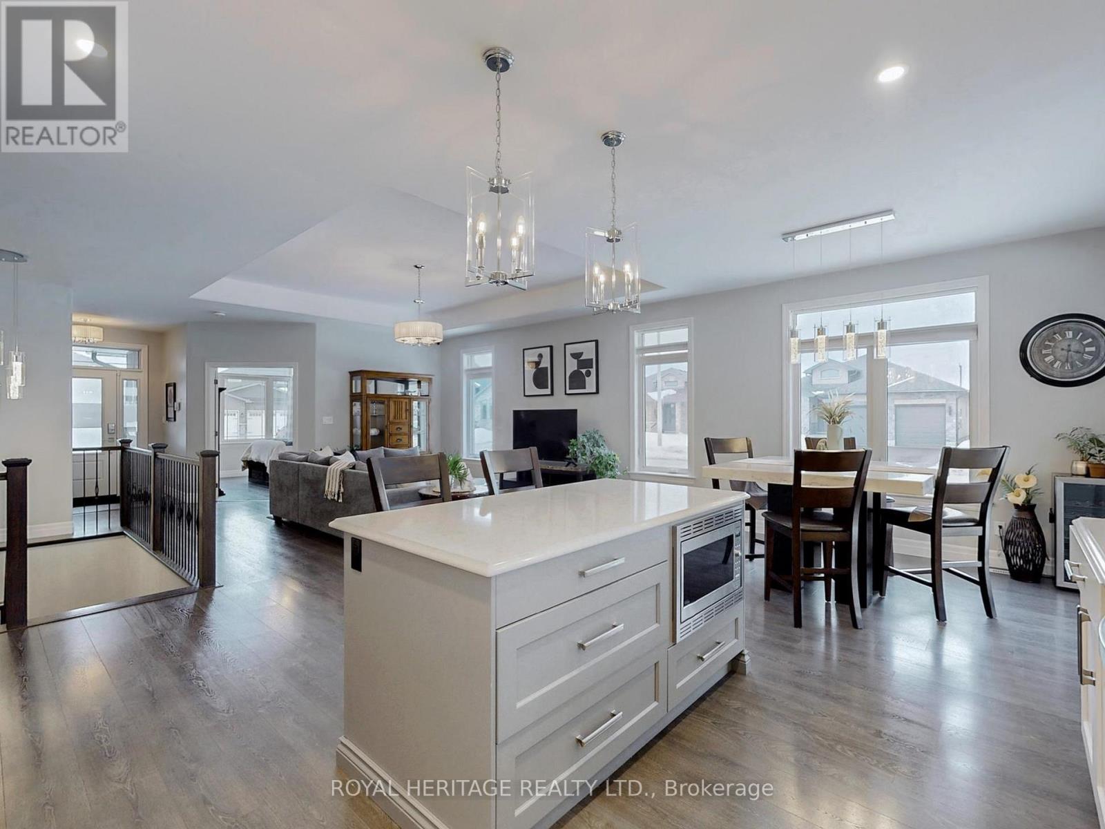 












22 BEL AIR CRESCENT

,
Quinte West (Murray Ward),




Ontario
K8V0H4

