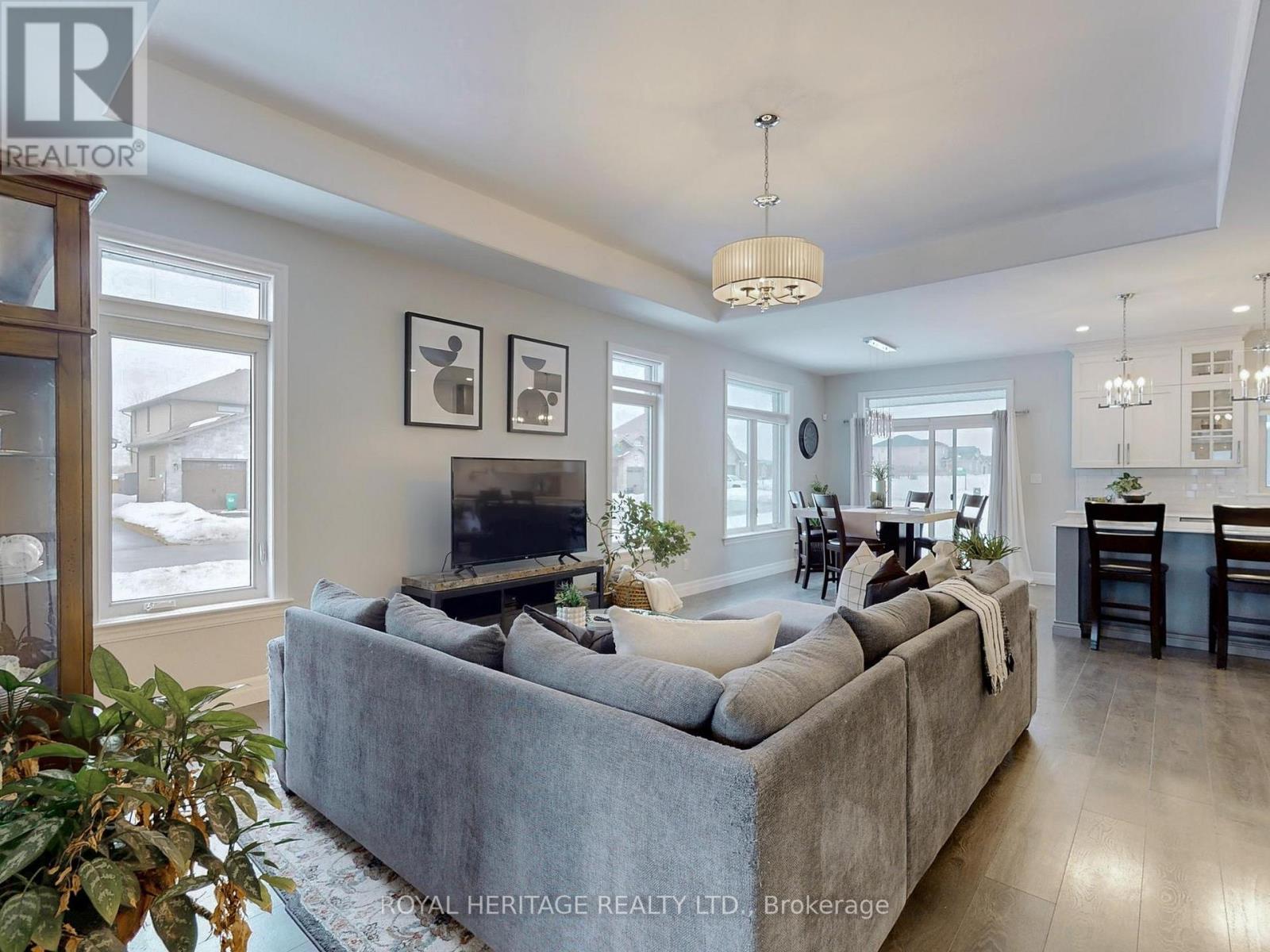 












22 BEL AIR CRESCENT

,
Quinte West (Murray Ward),




Ontario
K8V0H4

