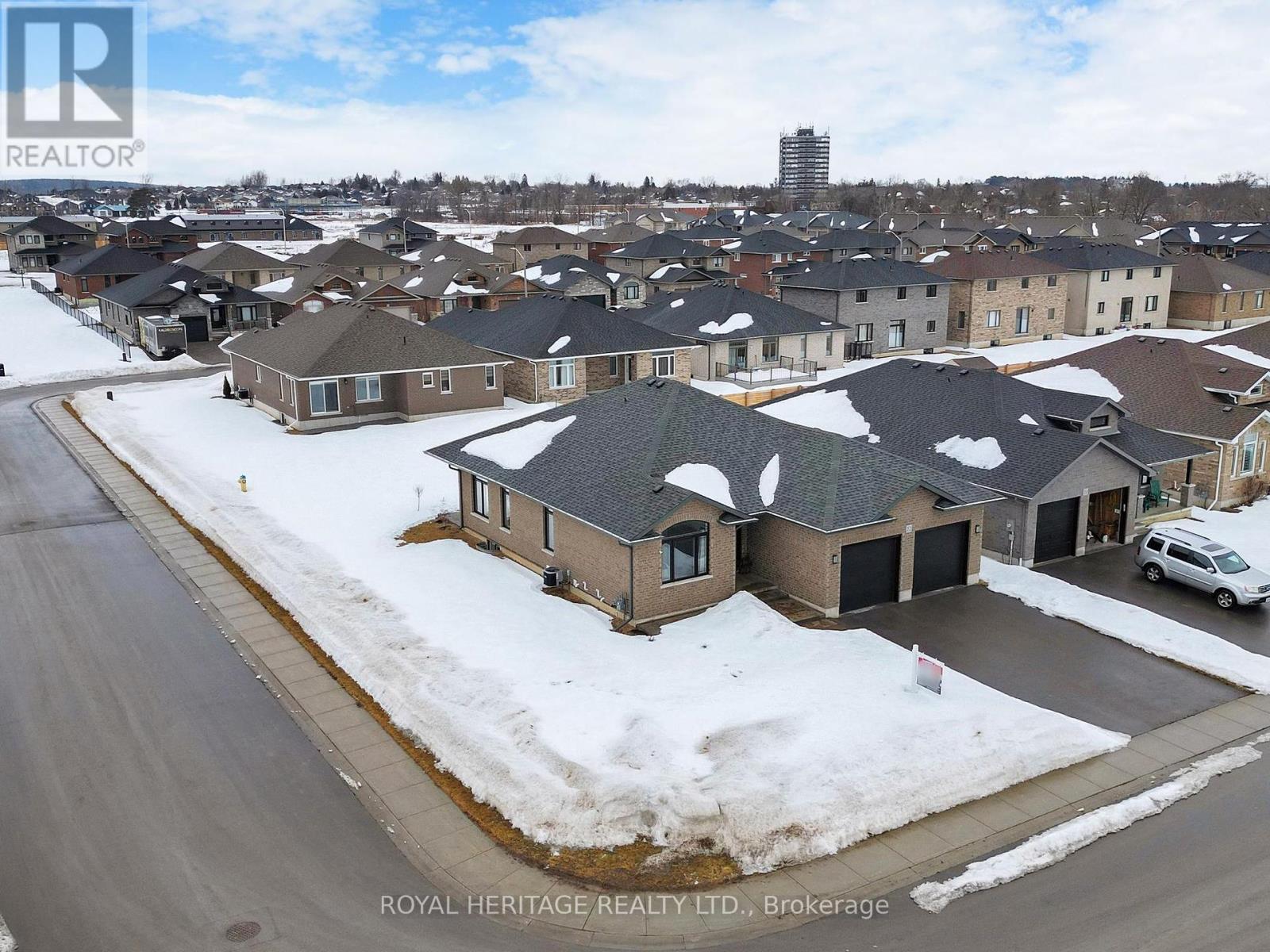












22 BEL AIR CRESCENT

,
Quinte West (Murray Ward),




Ontario
K8V0H4

