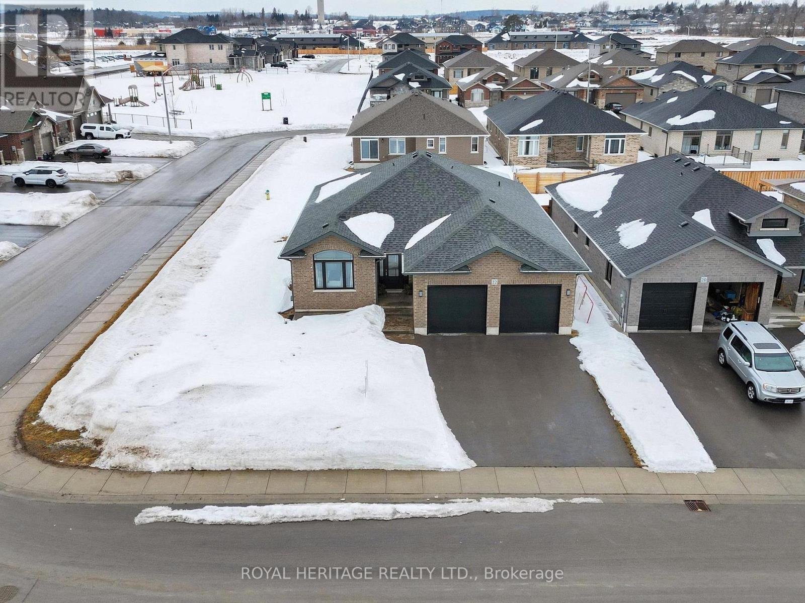 












22 BEL AIR CRESCENT

,
Quinte West (Murray Ward),




Ontario
K8V0H4

