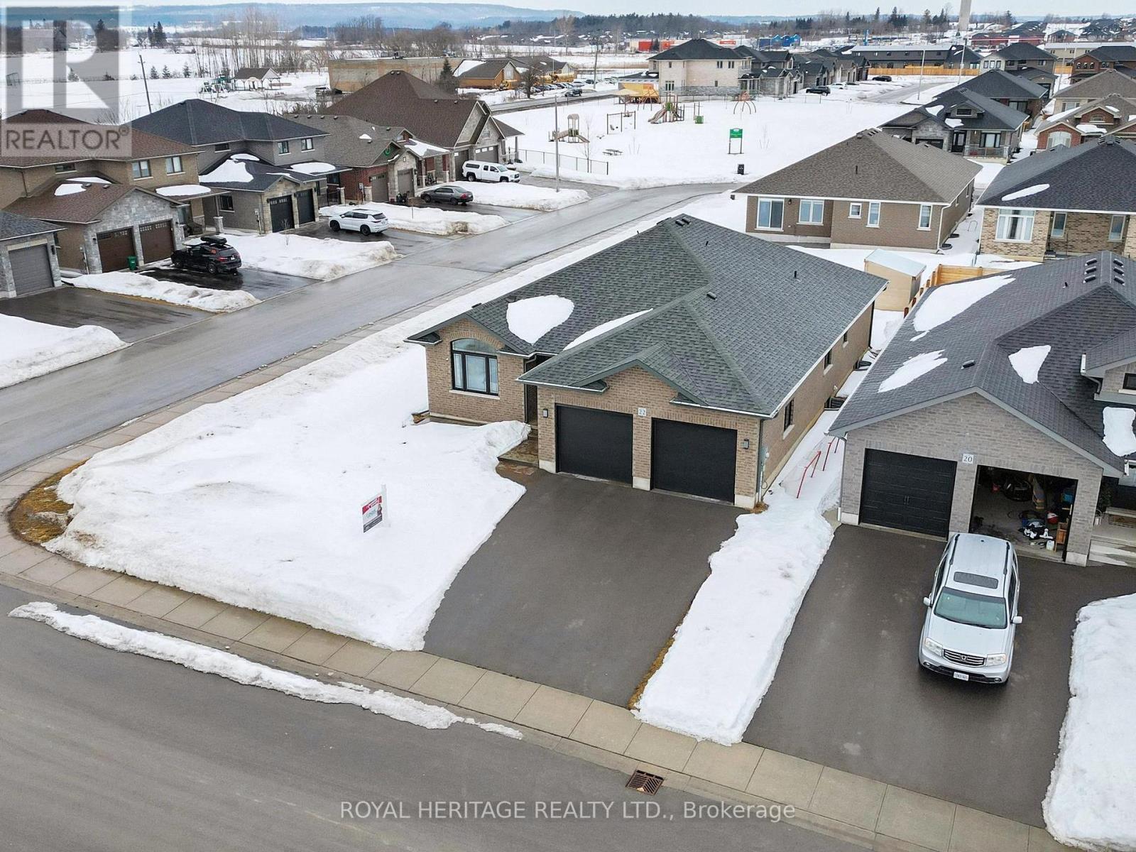 












22 BEL AIR CRESCENT

,
Quinte West (Murray Ward),




Ontario
K8V0H4

