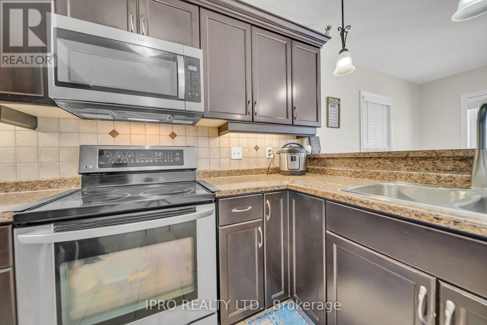 












64 NORTON DRIVE

,
Guelph (Grange Road),




Ontario
N1E7K8

