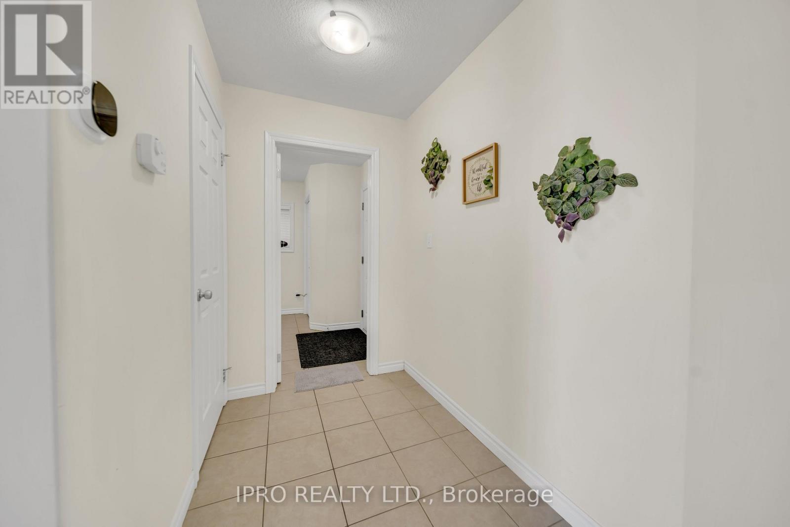 












64 NORTON DRIVE

,
Guelph (Grange Road),




Ontario
N1E7K8

