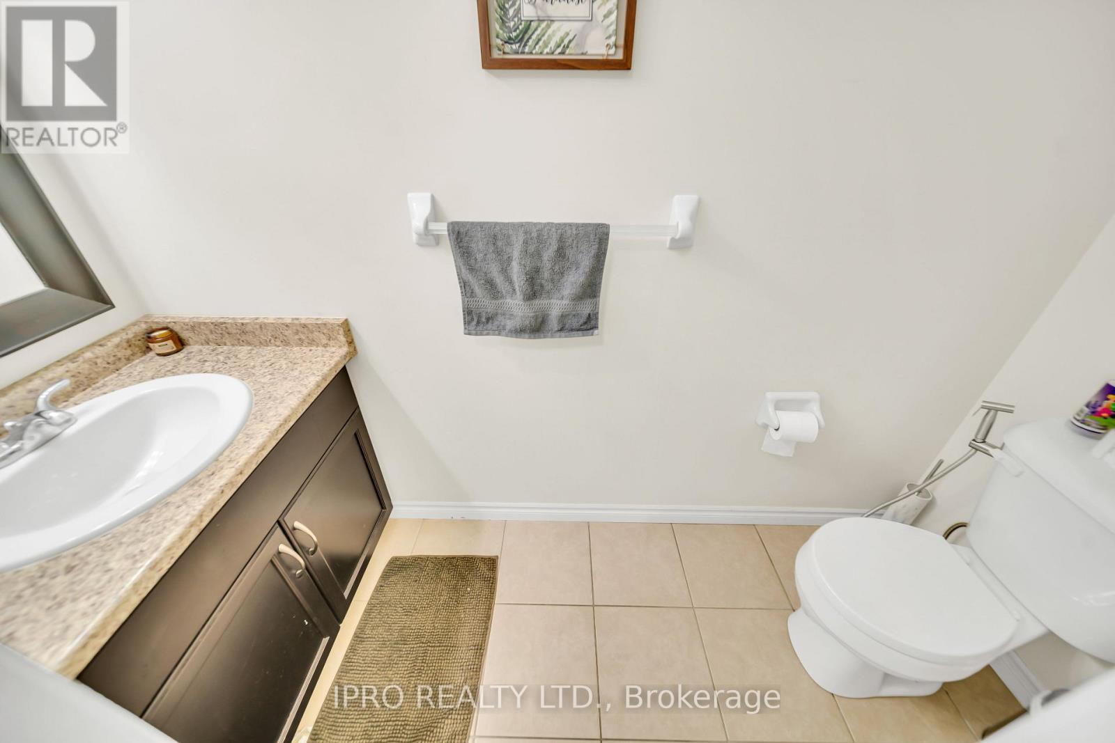 












64 NORTON DRIVE

,
Guelph (Grange Road),




Ontario
N1E7K8

