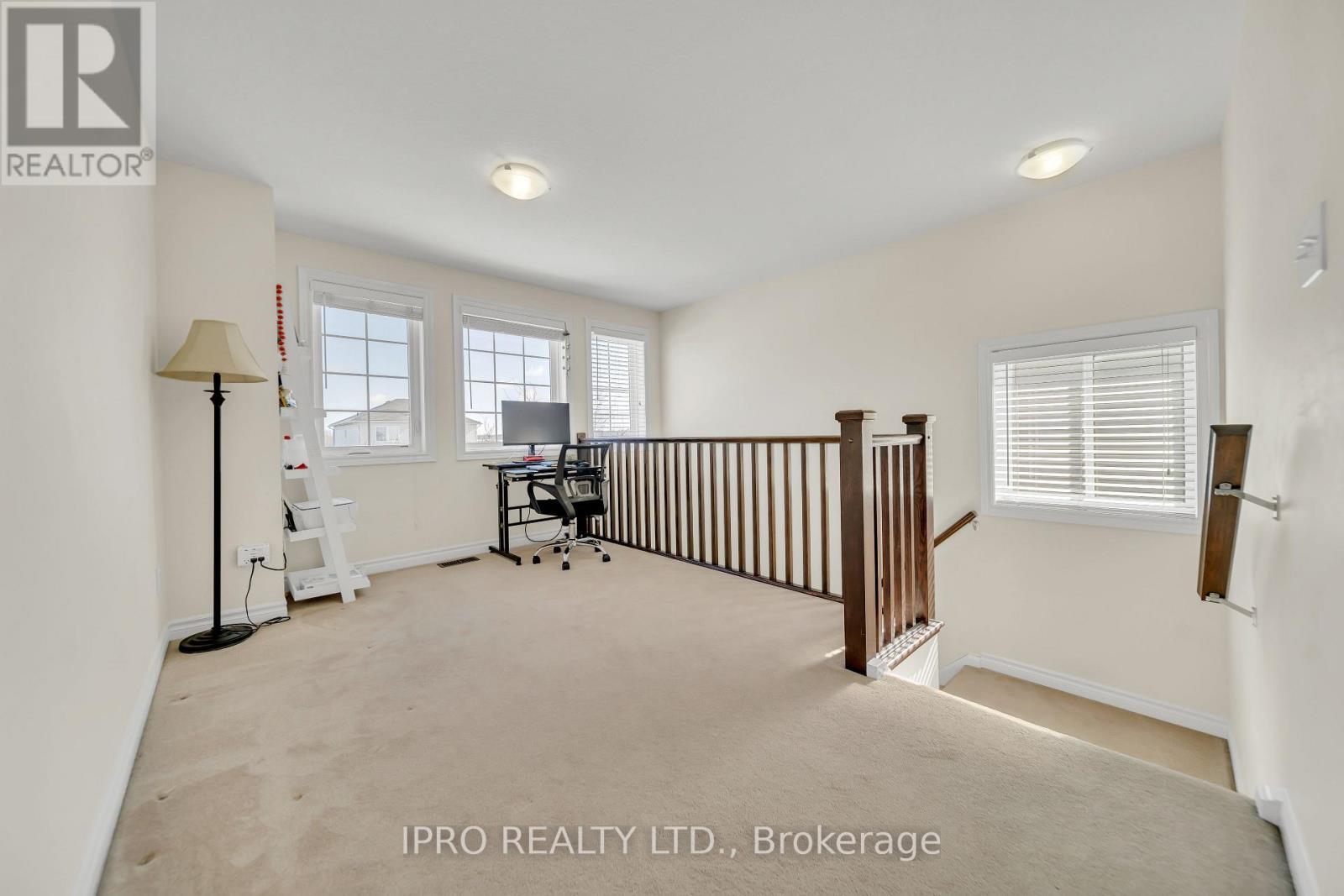 












64 NORTON DRIVE

,
Guelph (Grange Road),




Ontario
N1E7K8

