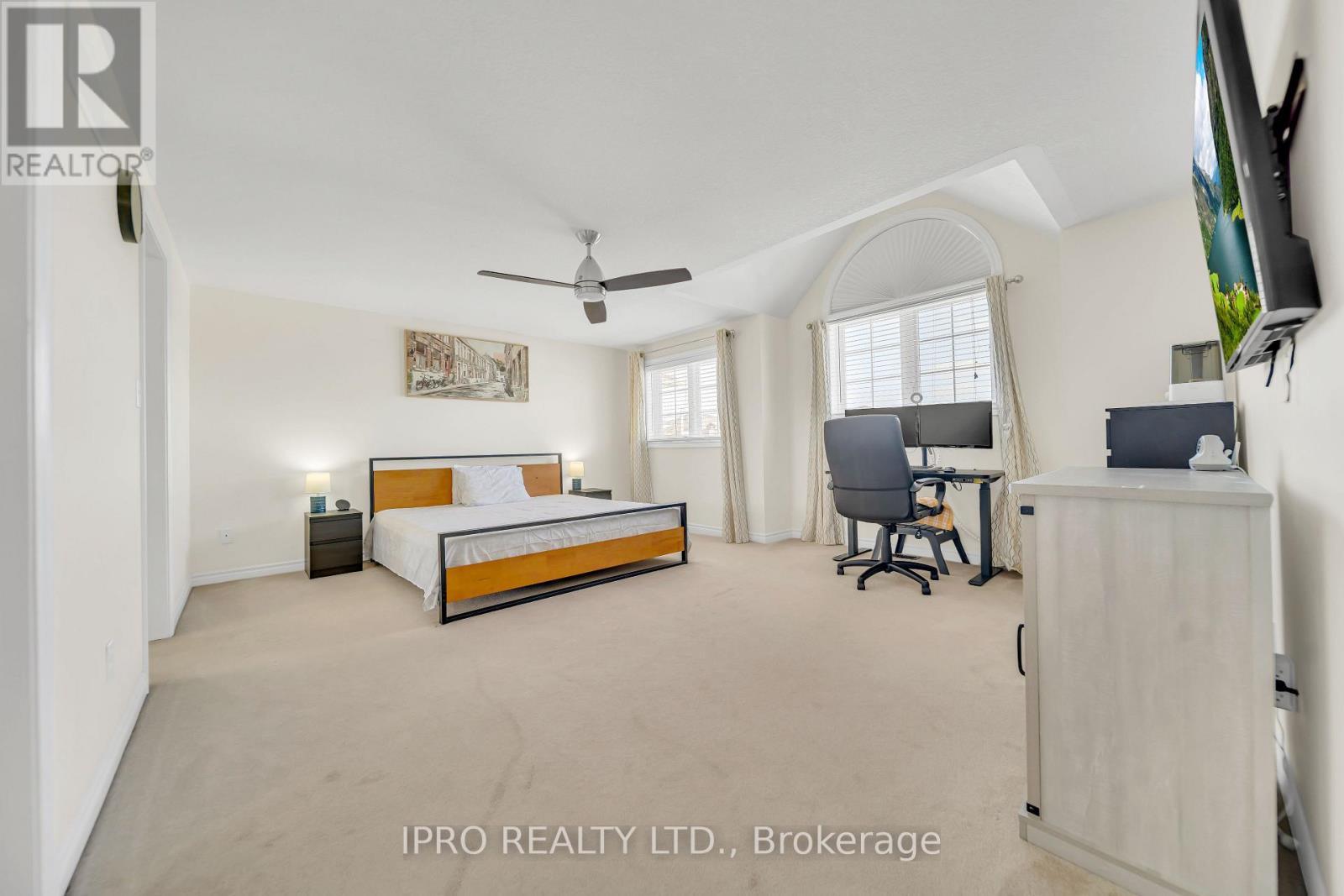 












64 NORTON DRIVE

,
Guelph (Grange Road),




Ontario
N1E7K8

