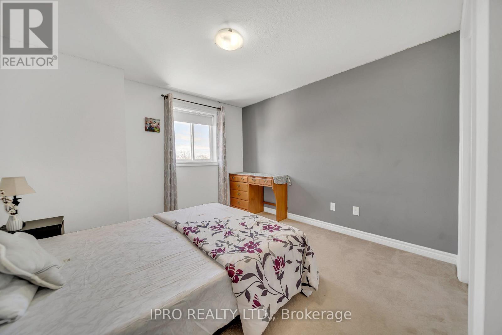 












64 NORTON DRIVE

,
Guelph (Grange Road),




Ontario
N1E7K8

