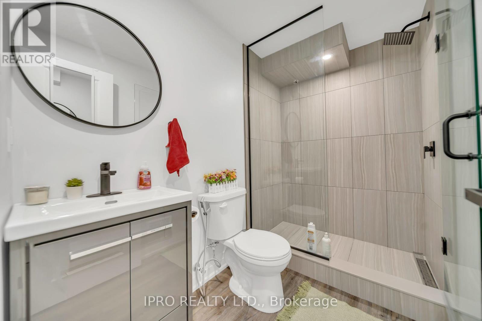 












64 NORTON DRIVE

,
Guelph (Grange Road),




Ontario
N1E7K8

