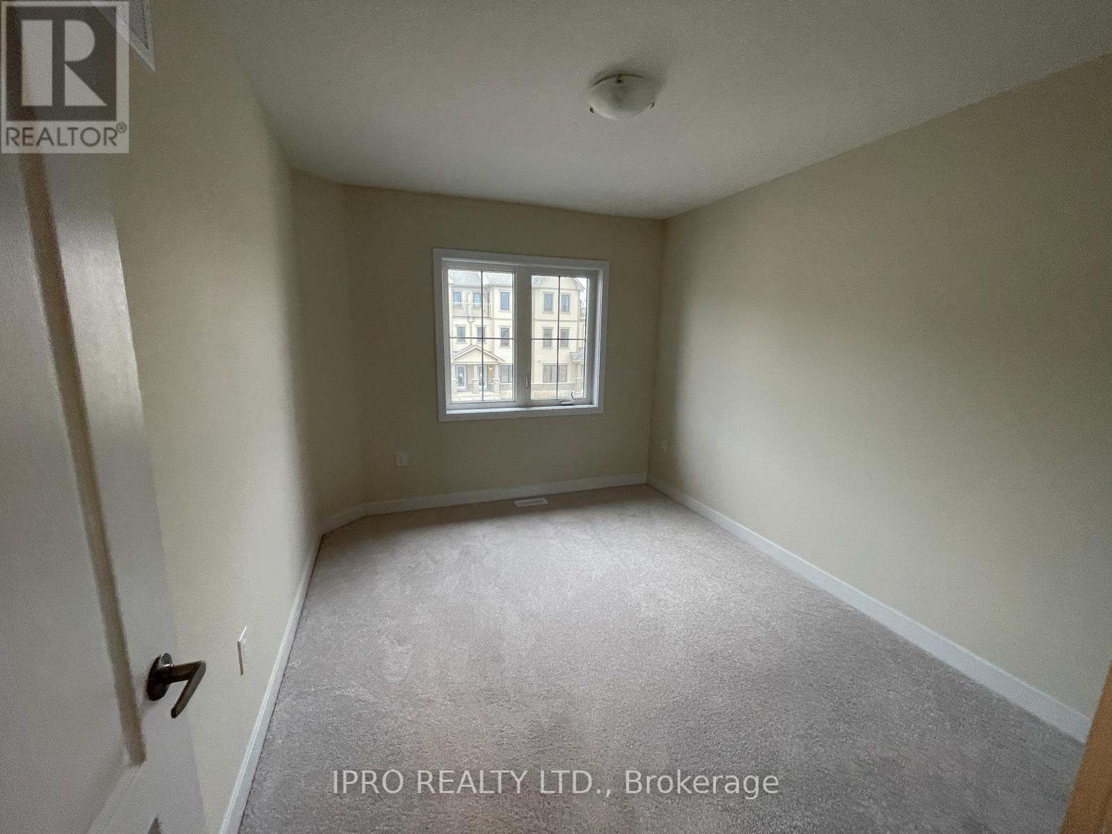 












10 DAISY LANE

,
Thorold (Hurricane/Merrittville),




Ontario
L0S1K0

