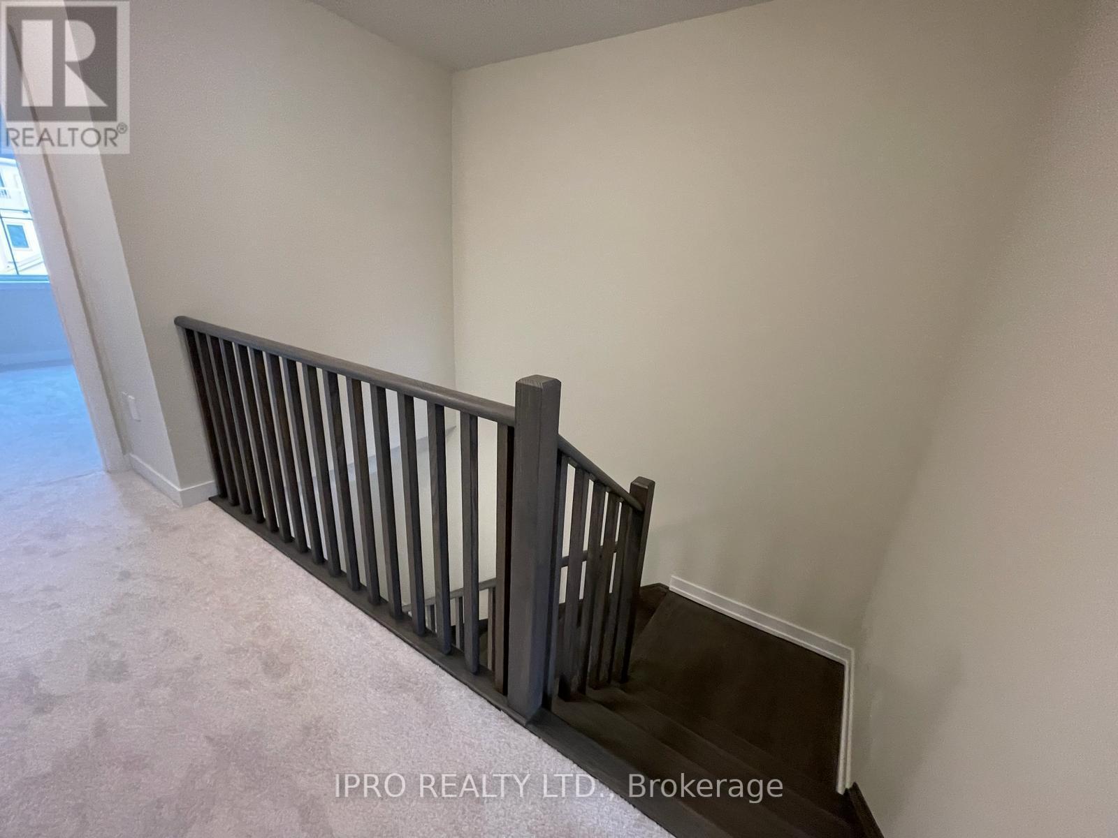 












10 DAISY LANE

,
Thorold (Hurricane/Merrittville),




Ontario
L0S1K0

