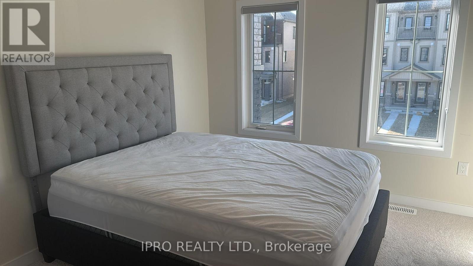 












10 DAISY LANE

,
Thorold (Hurricane/Merrittville),




Ontario
L0S1K0

