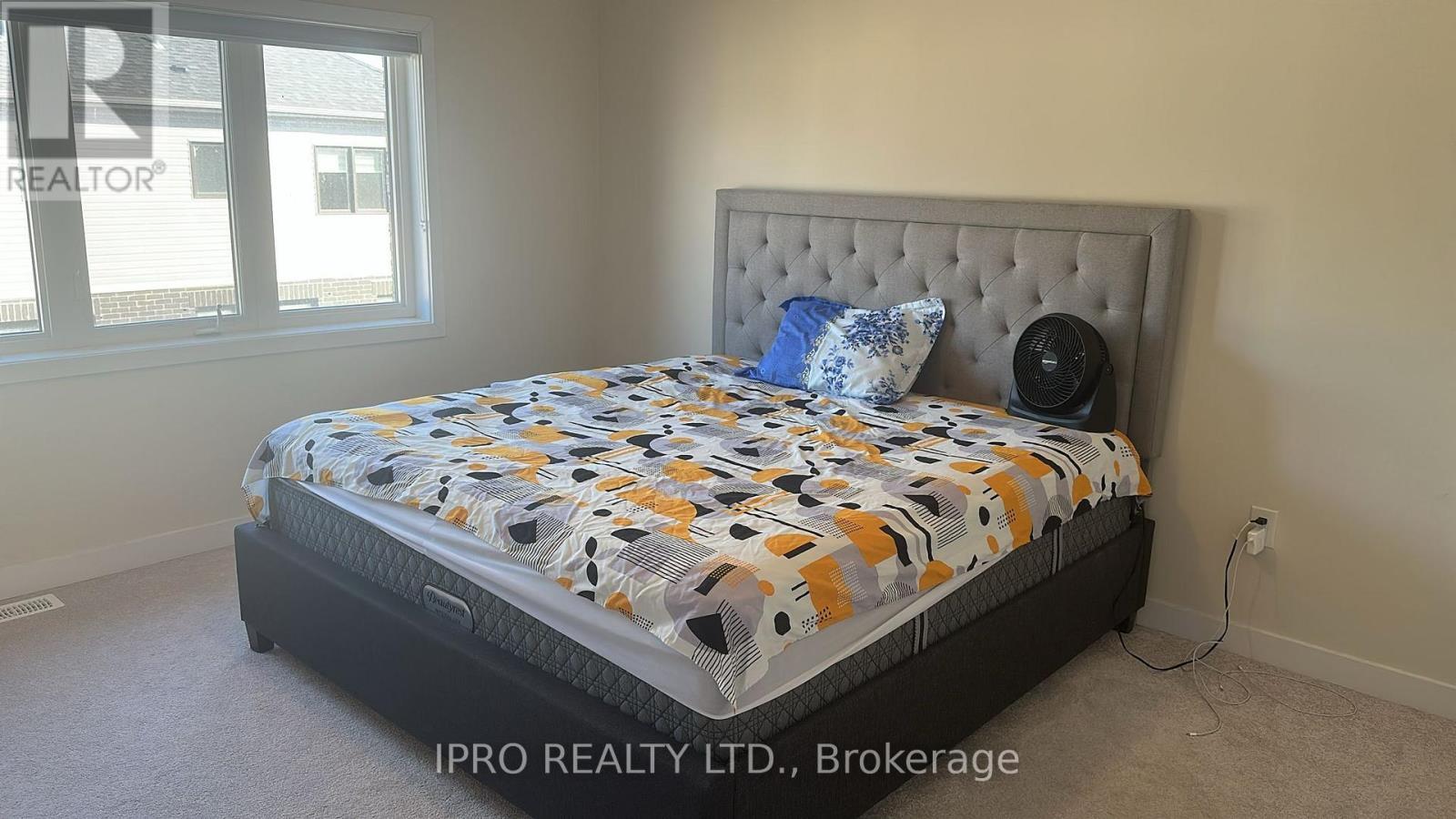 












10 DAISY LANE

,
Thorold (Hurricane/Merrittville),




Ontario
L0S1K0

