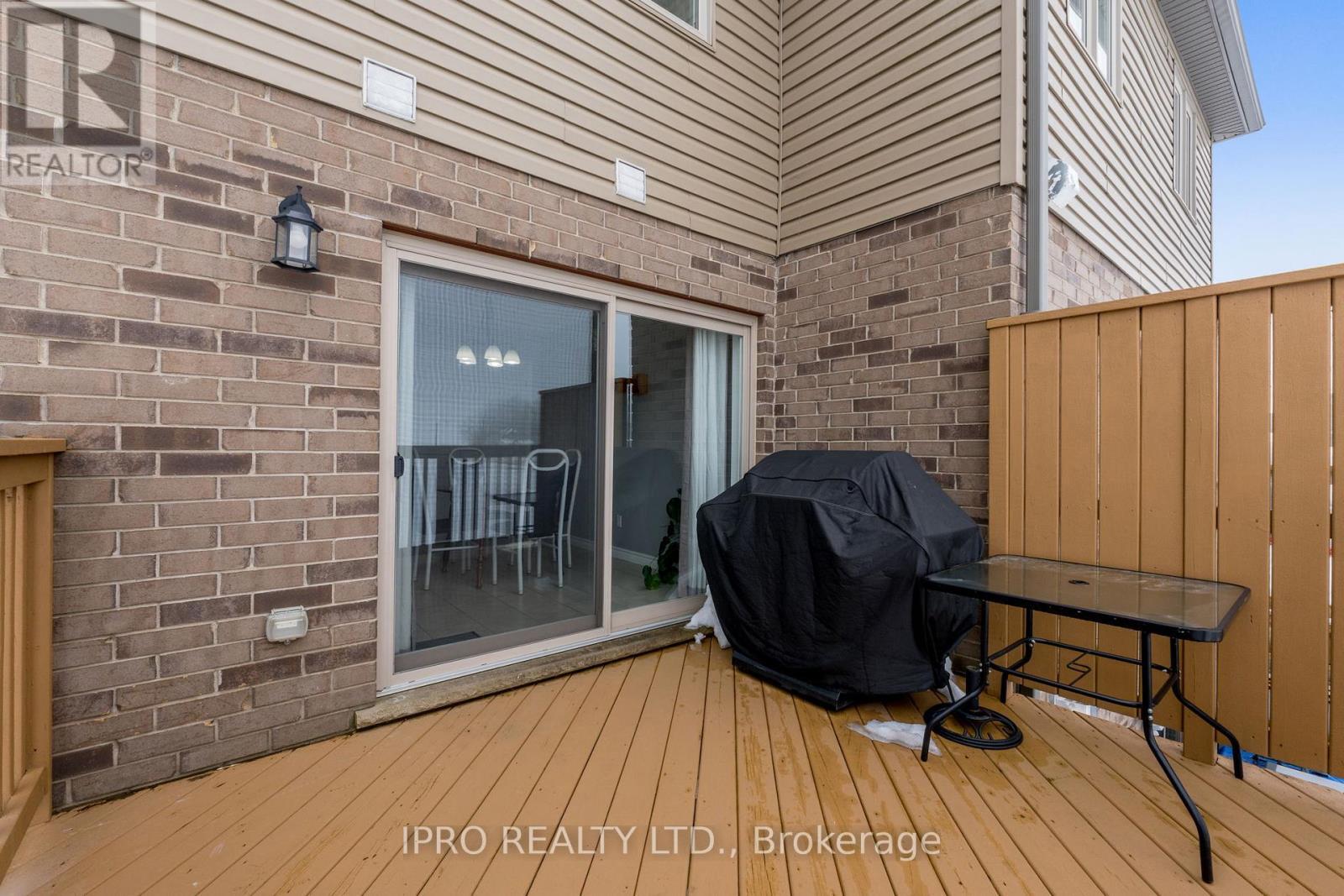 












28 TAYLOR DRIVE

,
East Luther Grand Valley (Grand Valley),




Ontario
L9W6P4

