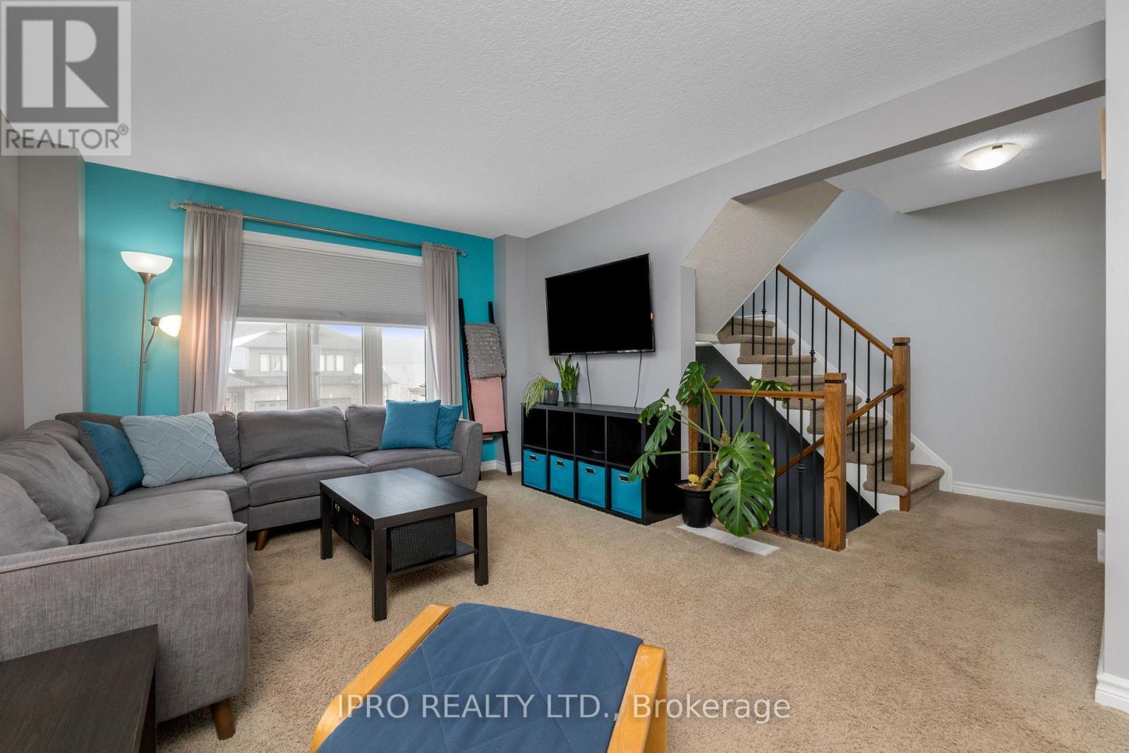 












28 TAYLOR DRIVE

,
East Luther Grand Valley (Grand Valley),




Ontario
L9W6P4


