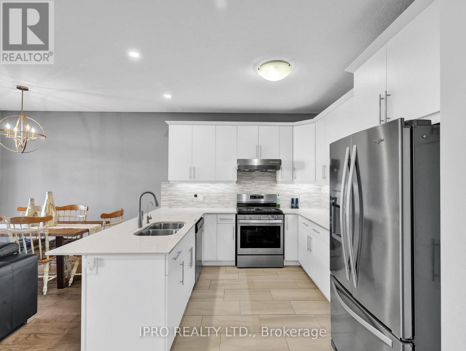 












397 EDGEVALLEY ROAD

,
London,




Ontario
N5V0C2

