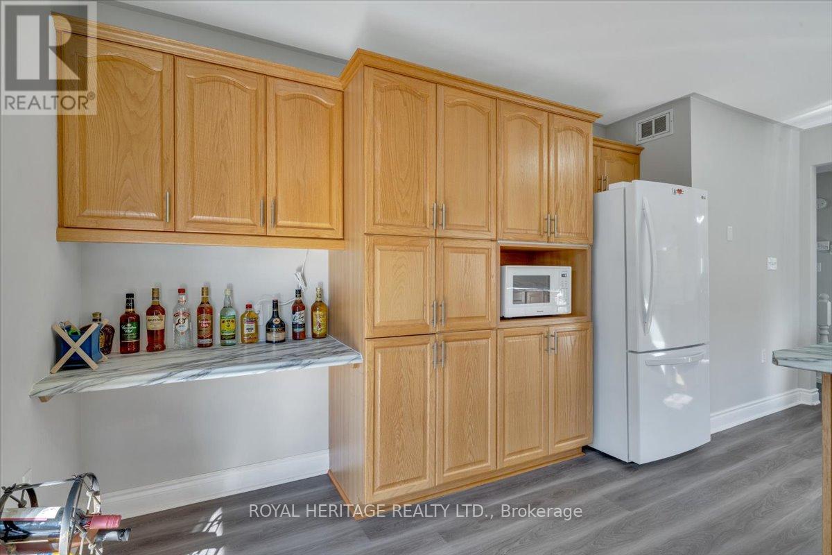 












27 SOUTH MALONEY STREET

,
Marmora and Lake (Marmora Ward),




Ontario
K0K2M0


