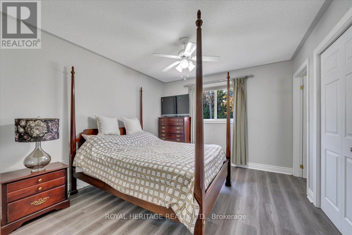 












27 SOUTH MALONEY STREET

,
Marmora and Lake (Marmora Ward),




Ontario
K0K2M0

