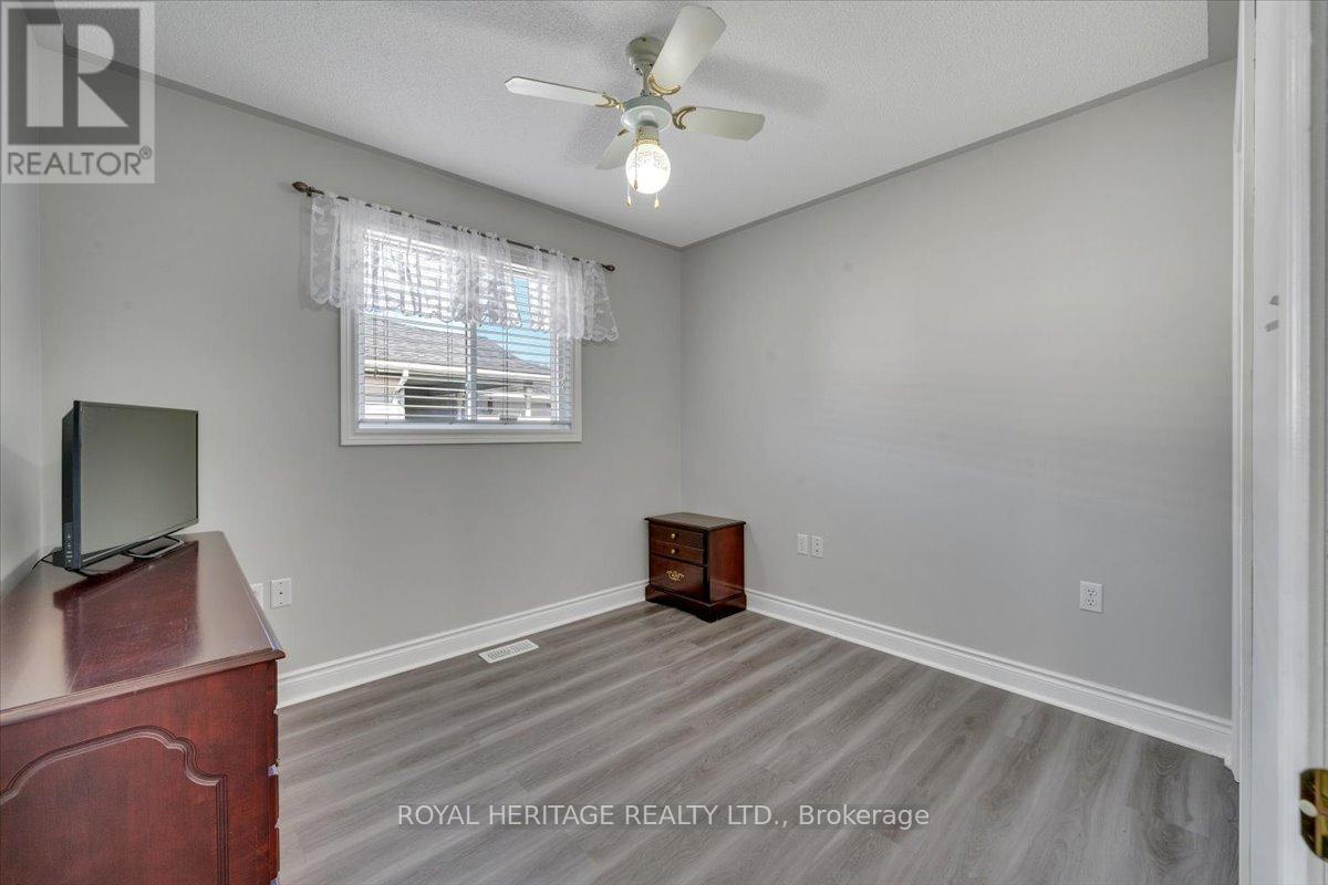 












27 SOUTH MALONEY STREET

,
Marmora and Lake (Marmora Ward),




Ontario
K0K2M0

